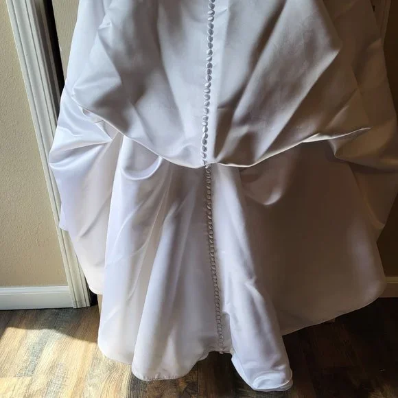 Michelangelo David's Bridal Wedding Dress - Picture 4 of 12